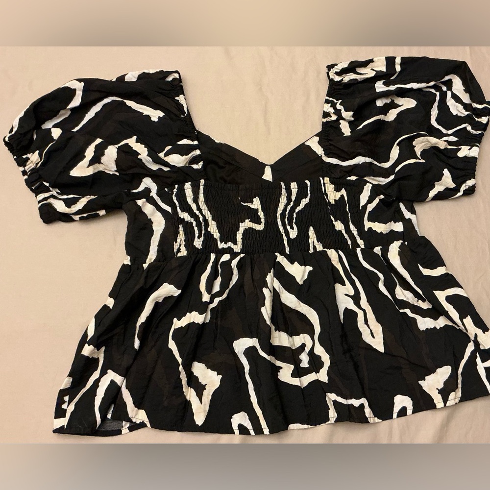 Nine West Women's Short Sleeved Top, Size XL - Picture 3 of 3